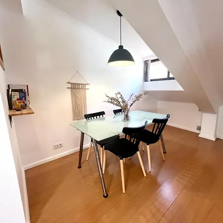 Santos Gem I - In Trendy Neighborhood Apartment Lissabon